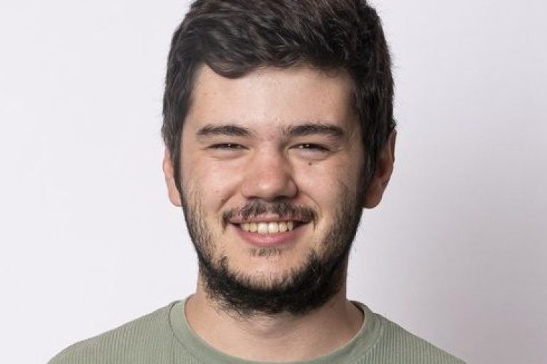 Toni Esteso